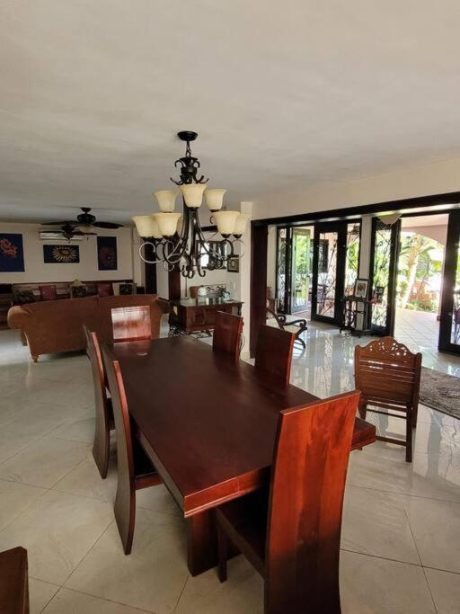 Casa Enayati Villa *