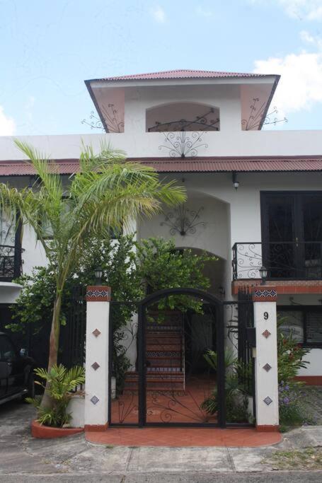 Casa Enayati Villa *
